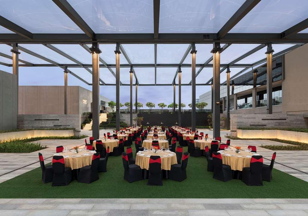 Hilton Garden Inn Bengaluru Embassy Manyata Business Park Facilities photo