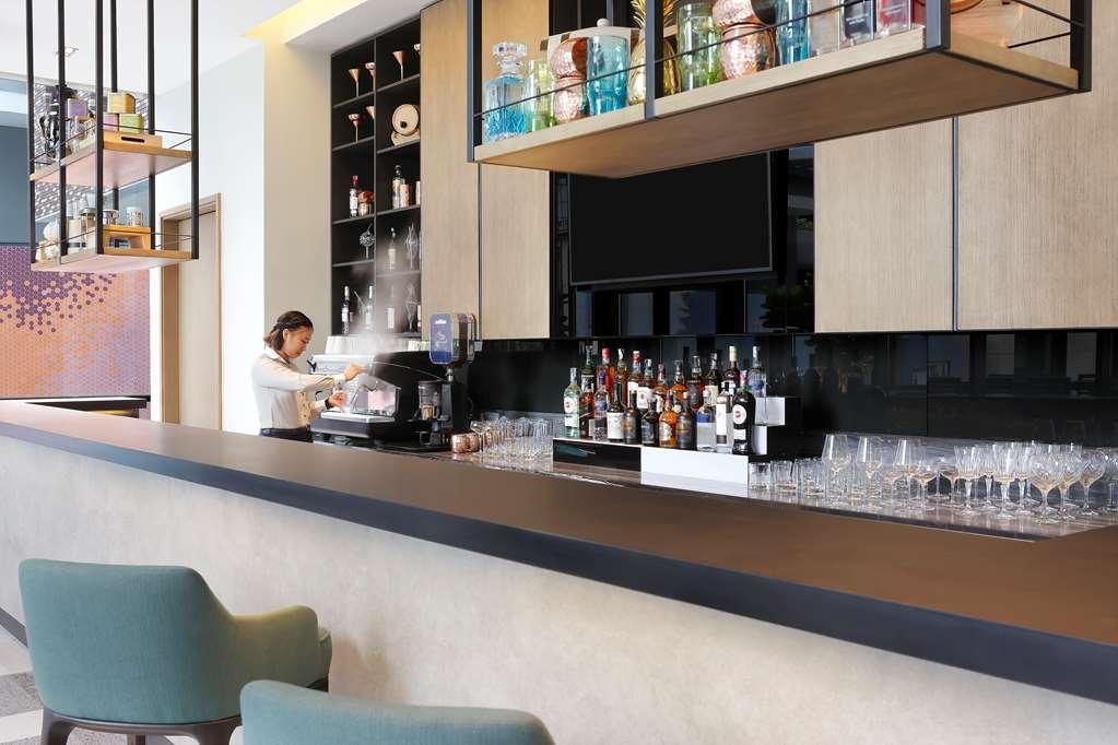 Hilton Garden Inn Bengaluru Embassy Manyata Business Park Restaurant photo